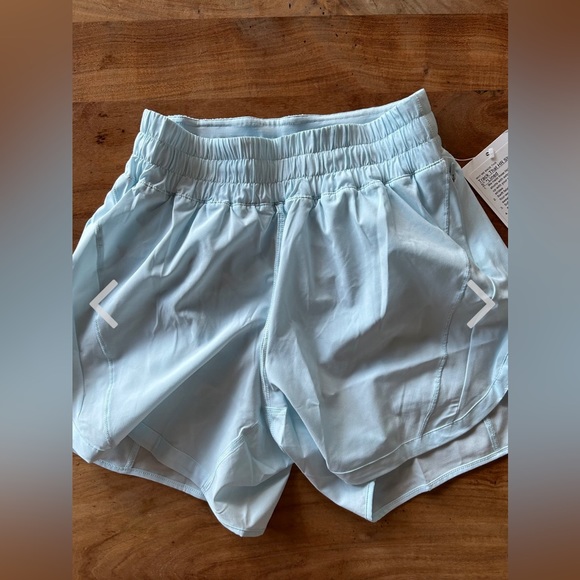 Track That Lululemon Shorts NWT - Picture 3 of 5